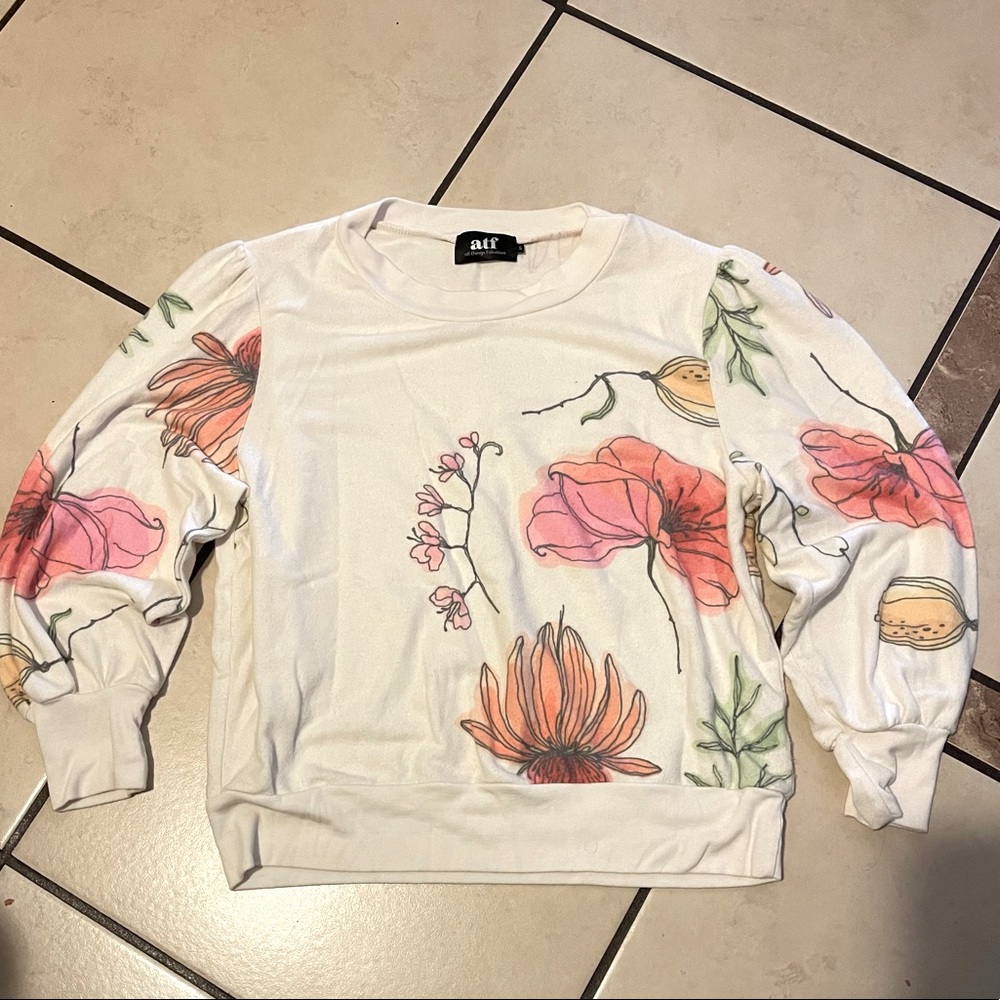 All Things Fabulous (ATF) Cream Floral Pullover Sweater, SZ SM